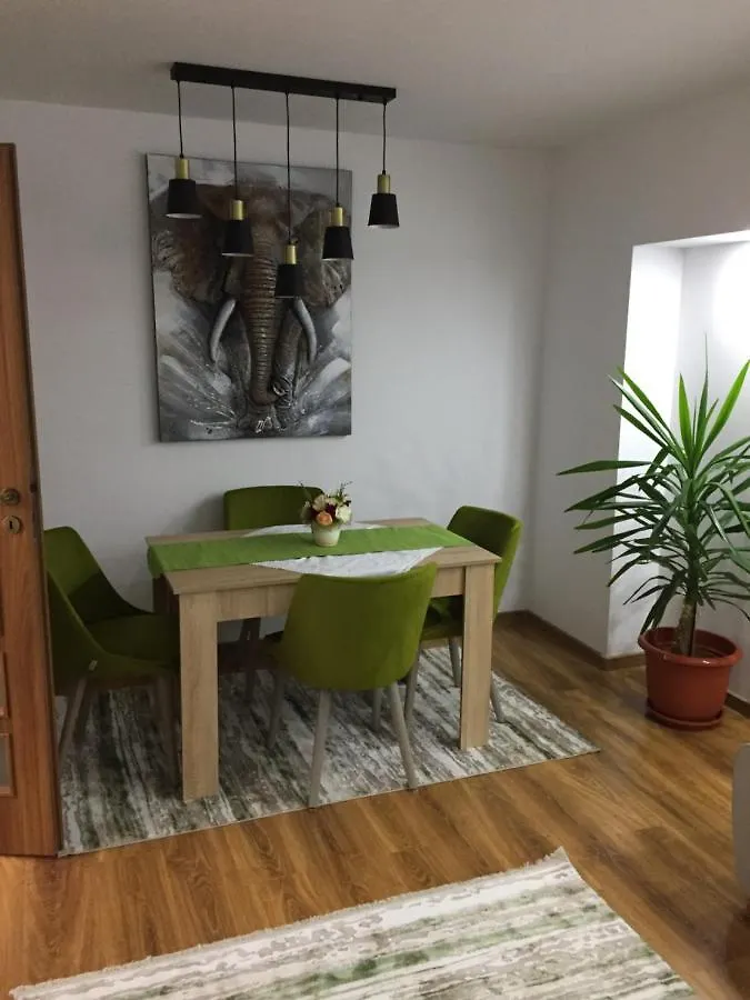 Roby Apartament Bucharest Apartment
