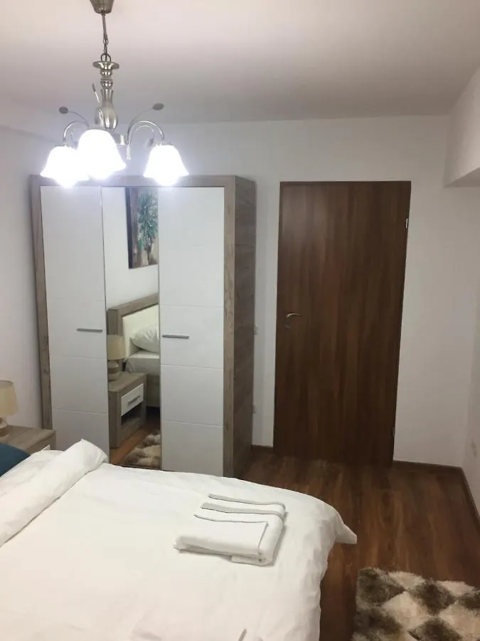 Apartment Roby Apartament Bucharest